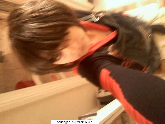 Me,I guess :)) - Luv you 2 Gya IUlkia::X dALIA merci luv :** you - ♥..-Your Photos-..♥