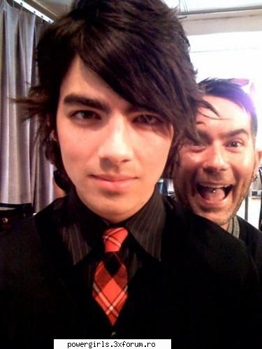 Photos with Joe Jonas! - damn cat de dulce poate sa fie - Joe Jonas