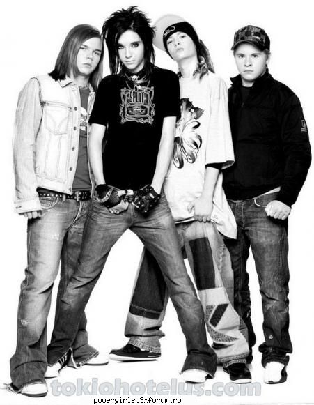 Pictures with the best band - CrEiOaNe"`"iNvIzIbIlE - Tokio Hotel