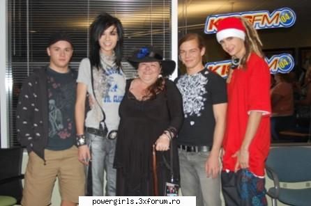 Pictures with the best band - ce par avea Billu` n cap :)) omg:)) - Tokio Hotel