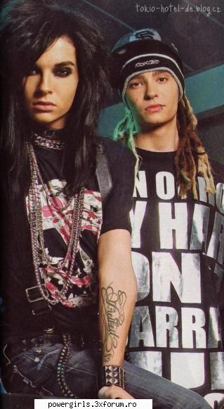 Pictures with the sweet twins in this world.:> - CrEiOaNe"`"iNvIzIbIlE - Gemenii Kaulitz