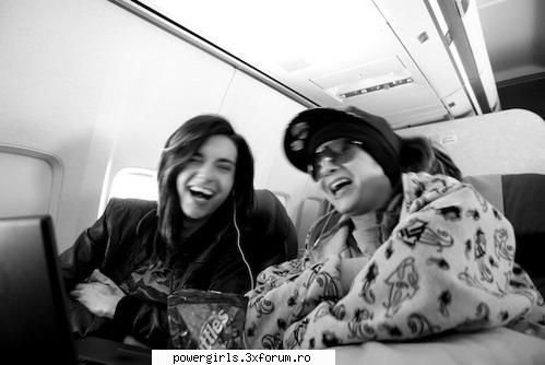 Pictures with the sweet twins in this world.:> - ZoOzOle - Gemenii Kaulitz