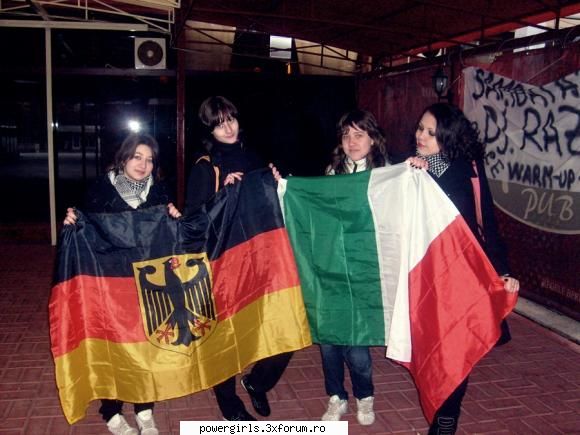 sunt al dracu de mandra cu italia si germania oriunde m-as duce :rotfl: juli ^.^