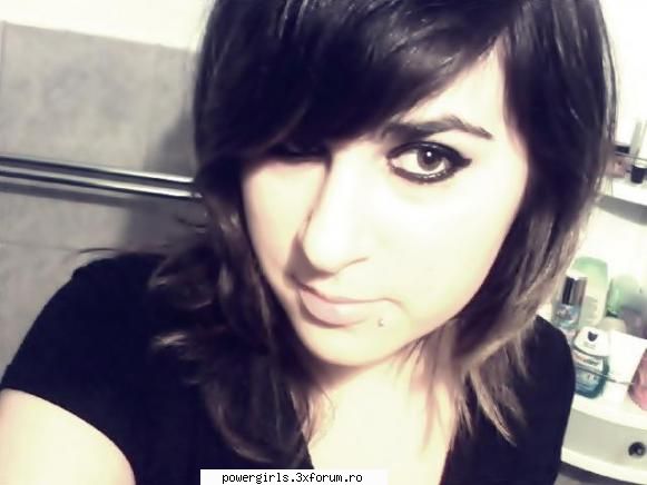 ma` friends deea ... sisulica mea care cunosc acum ani zle imi dor tare